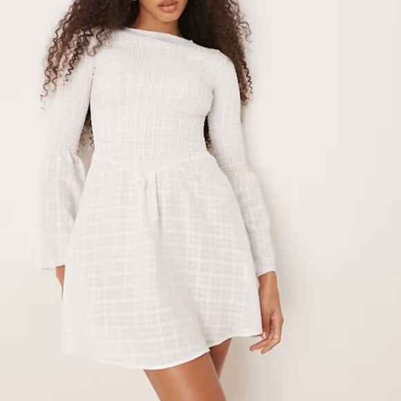 NWT ASOS DESIGN shirred angel sleeve mini dress in white - Picture 3 of 5